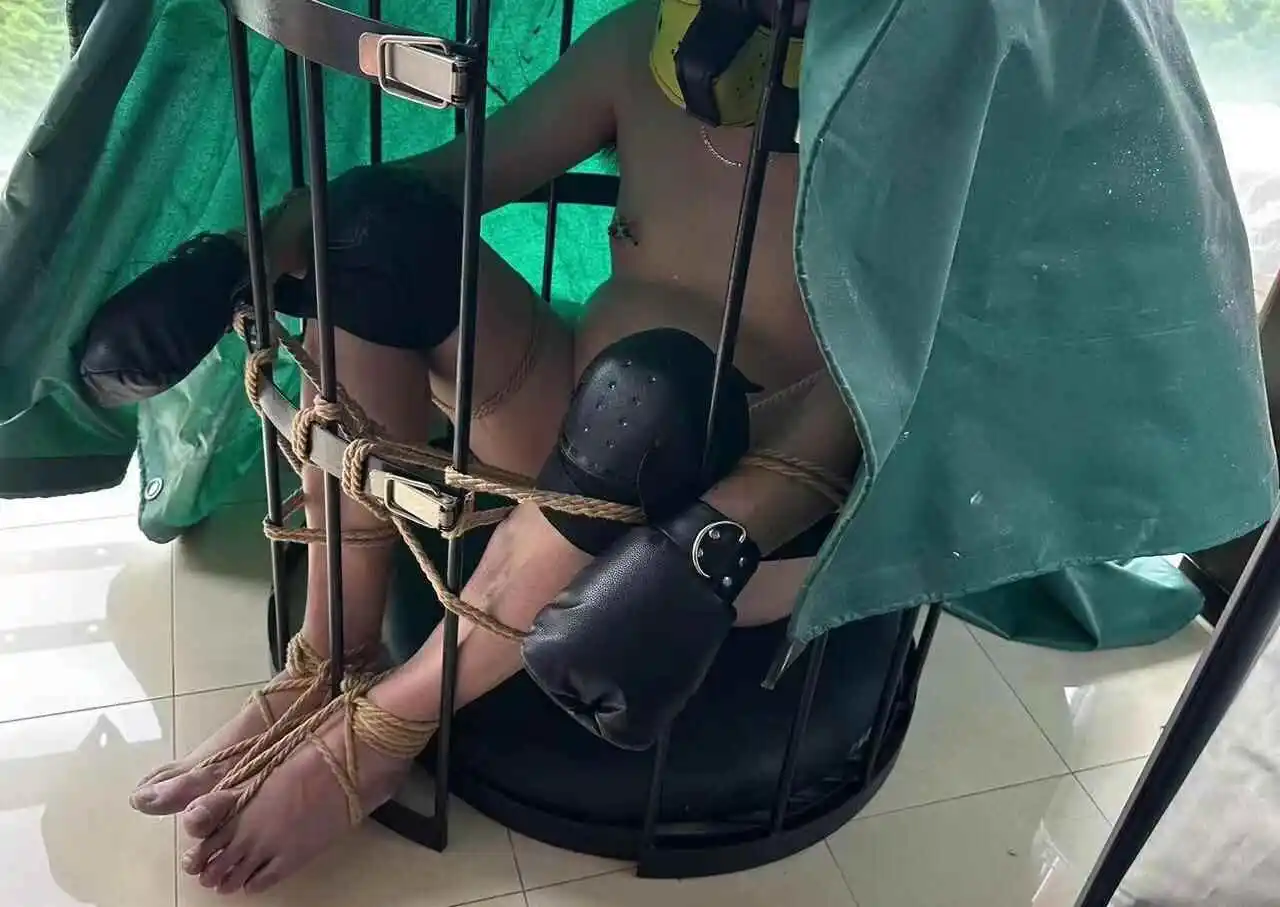 圣水是什么?探索这个BDSM圈里的隐秘领域 一