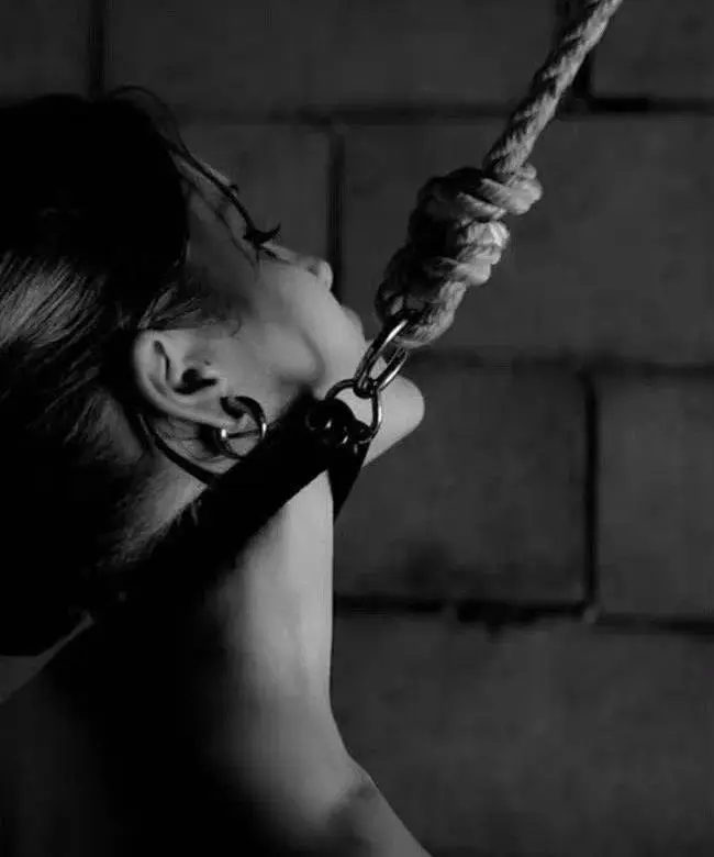 探索BDSM的魅力：我如何在欲望与界限中找到自我 一