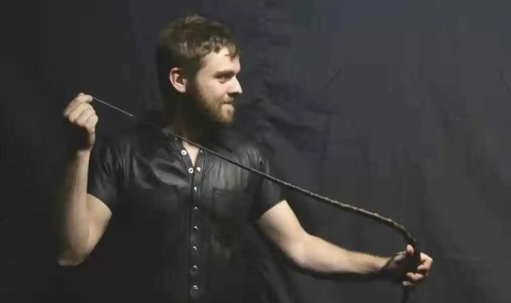 圈子里的“顺从者”-深入探讨sub的真实含义与心路历程 一