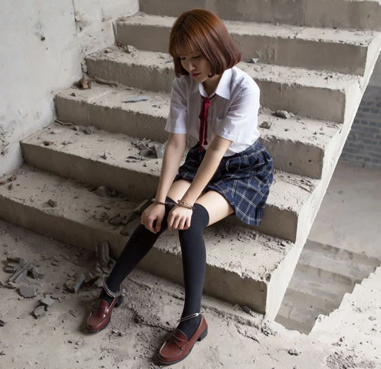 “恋足癖背后的秘密-解密这一小众爱好在圈子里的真实故事” 一