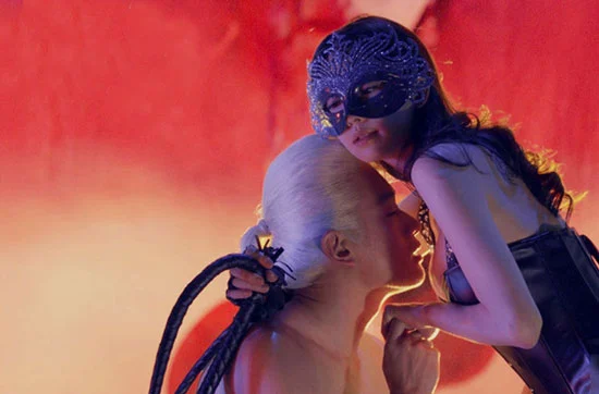 BDSM世界中的魅力与探索：你准备好进入吗？ 一