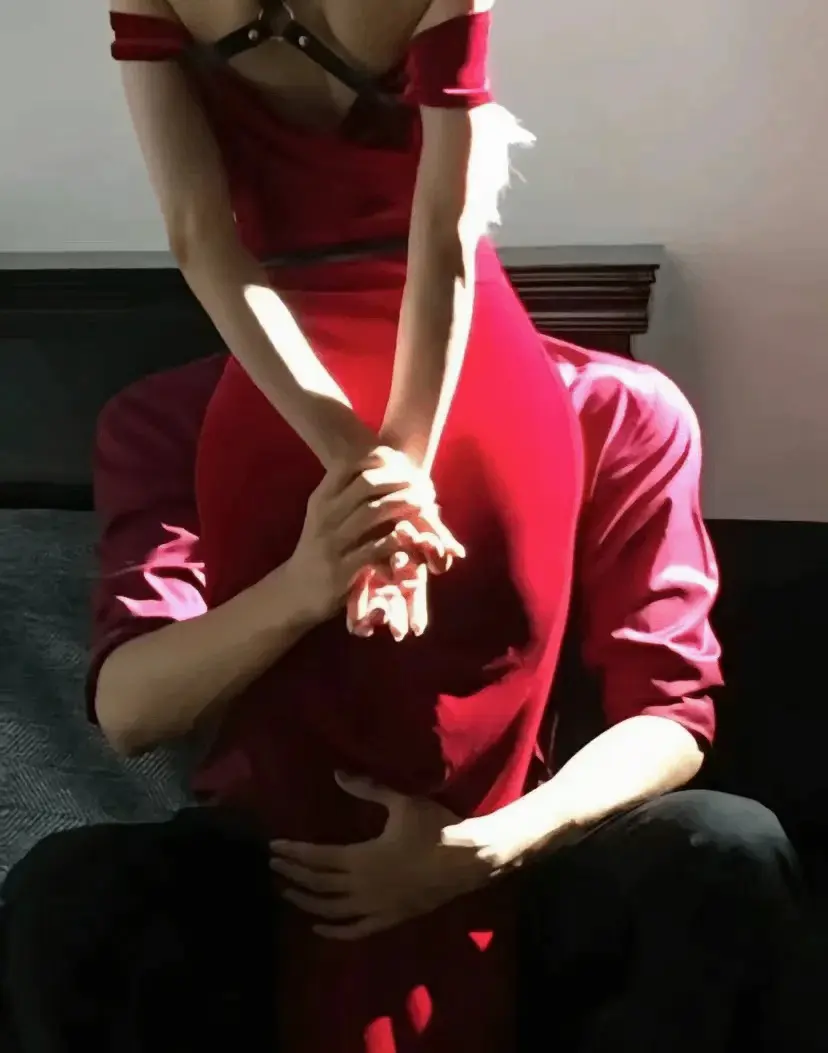 “女王”人设已经觉醒,但不知道2025年该怎么入圈? 一